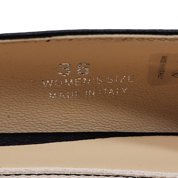 Roger Vivier Flower Strass Leather Ballet Flats in Black - Picture 8 of 9